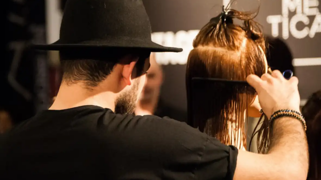 Стилисты рассказали, какие короткие стрижки пом...