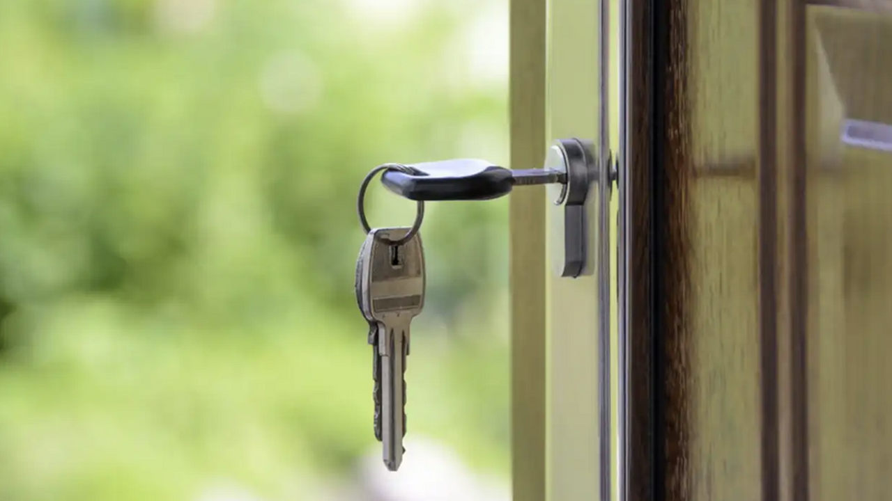 Туристов начали выселять за шум на курортах На популярных европейских курортах ужесточили п...