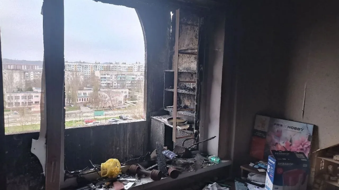 Детская игрушка спровоцировала пожар в керченской квартире В Керчи произошел инцидент с возгоранием в жило...