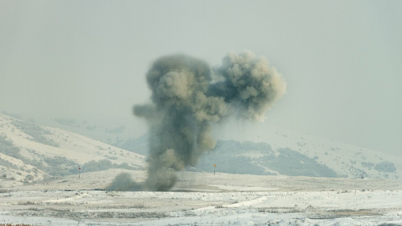 В промышленной зоне Ялты обнаружена авиабомба, ...