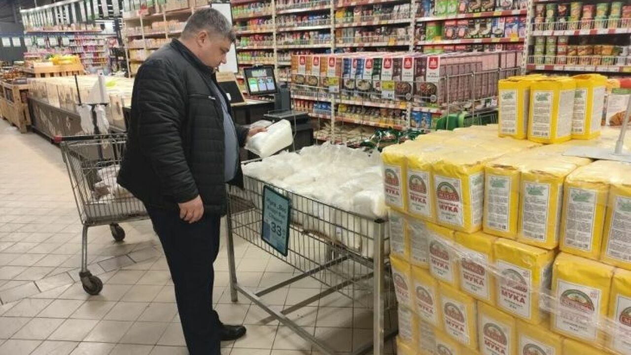 В Крыму усилили контроль за ценами перед Пасхой В Республике Крым накануне Пасхи усилен монитор...