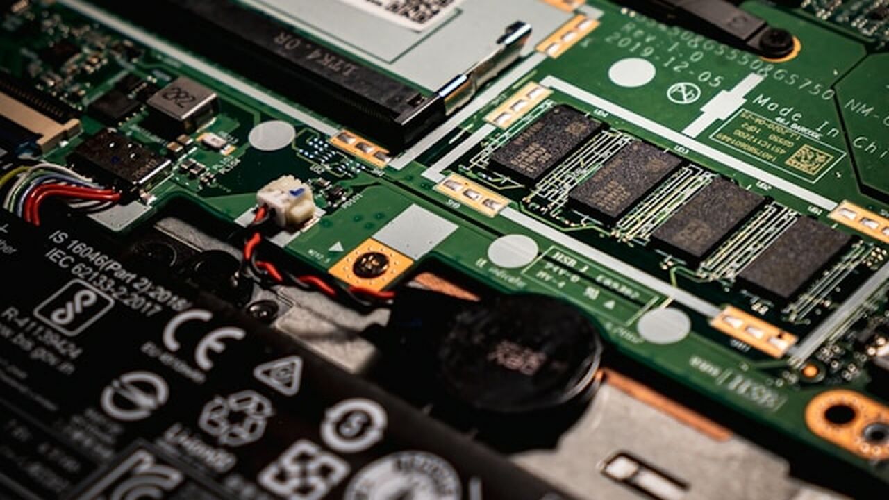 Согласно исследованию TrendForce, высокий спрос...