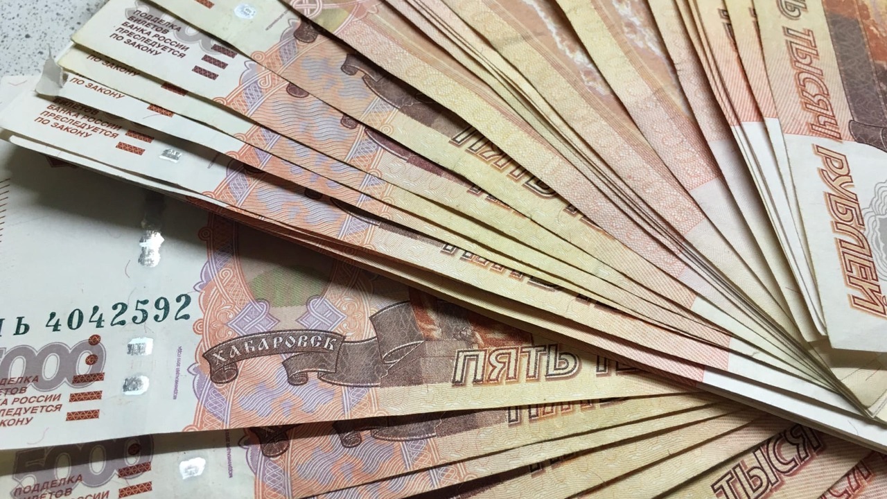 Шесть детских школ искусств Республики Крым пол...