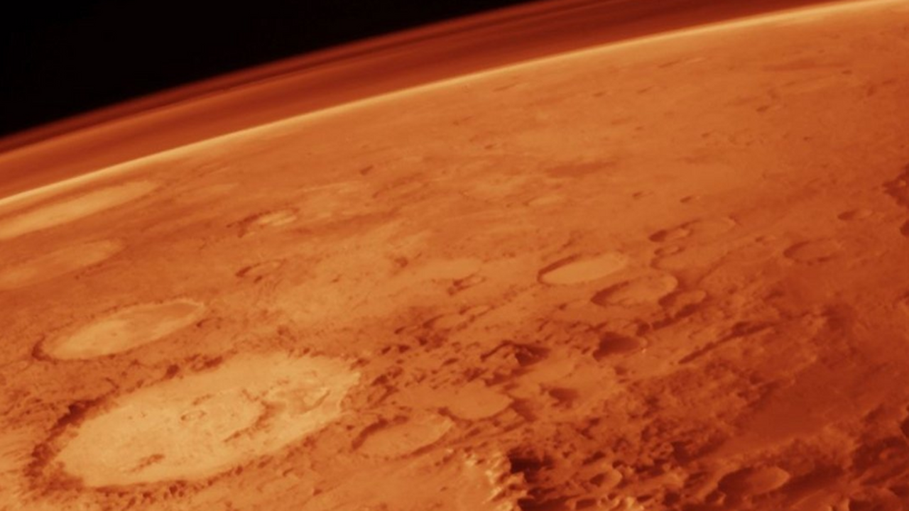 Ученые NASA нашли камень, который может быть из другой галактики Необычный камень, обнаруженный марсоходом Perse...