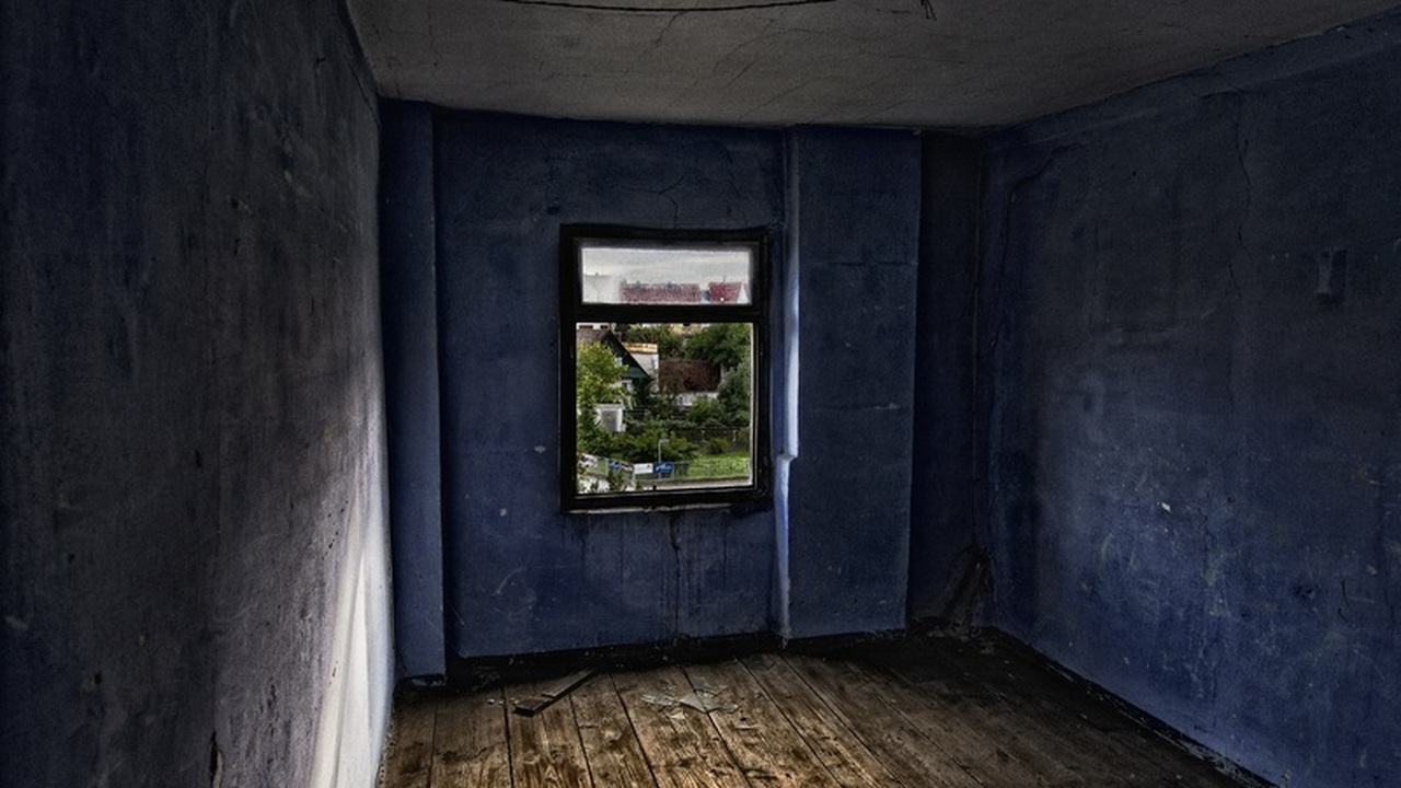 В Крыму жители многоквартирного дома столкнулис...