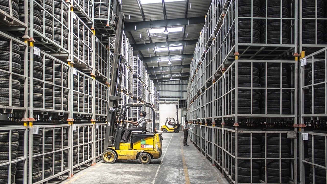 Сельскохозяйственное предприятие в Красногварде...