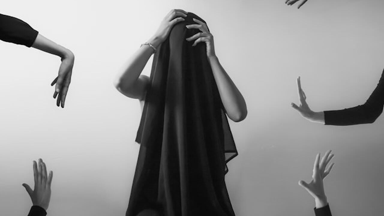 Житель Японии почти 10 лет скрывал смерть матери из-за страха общения В Японии полиция задержала мужчину, который на ...