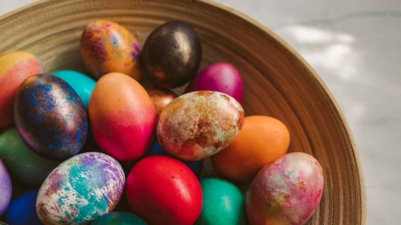 В России обсуждают выходной в Страстную пятницу В России предложено рассмотреть возможность вве...