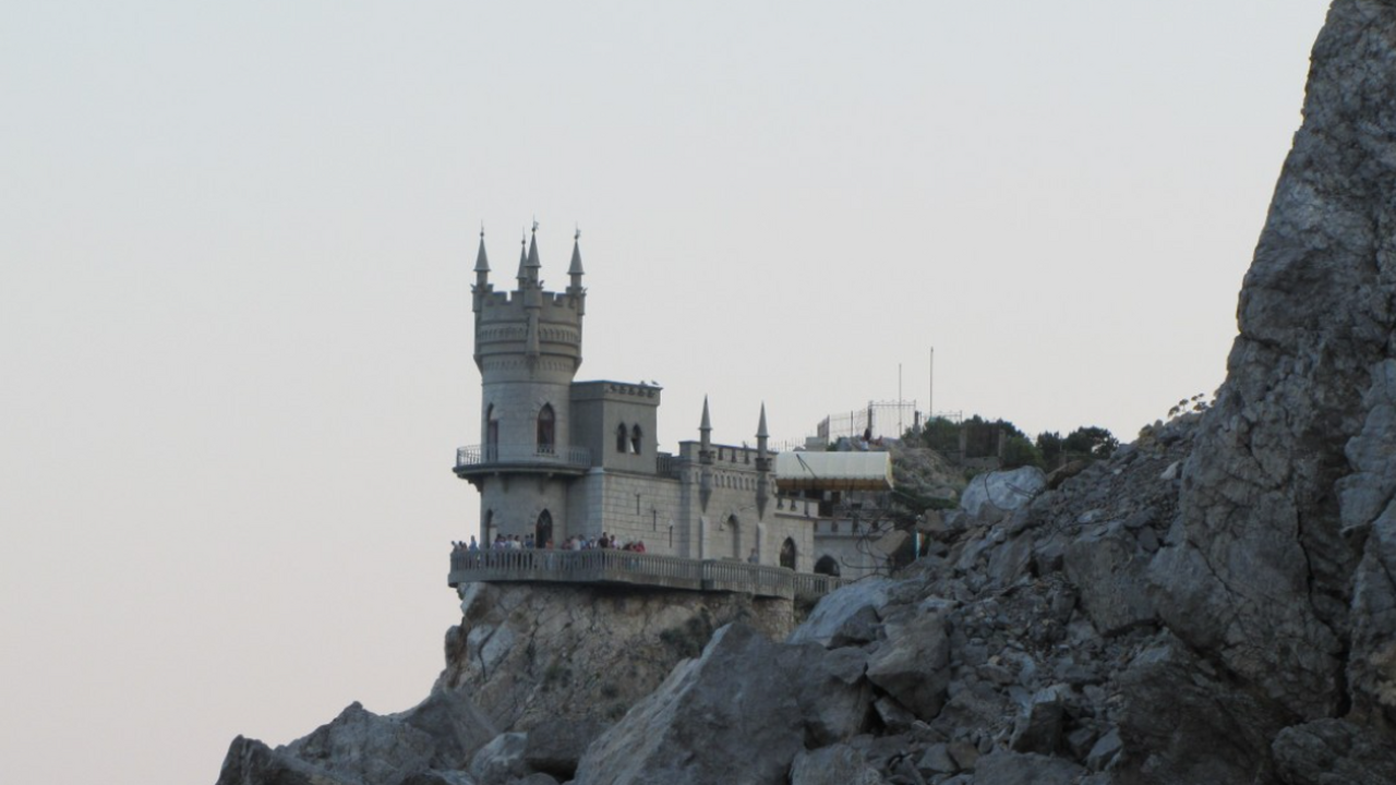 В Крыму хотят увеличить количество сейсмических станций до 17 В Крыму планируется установка дополнительных се...