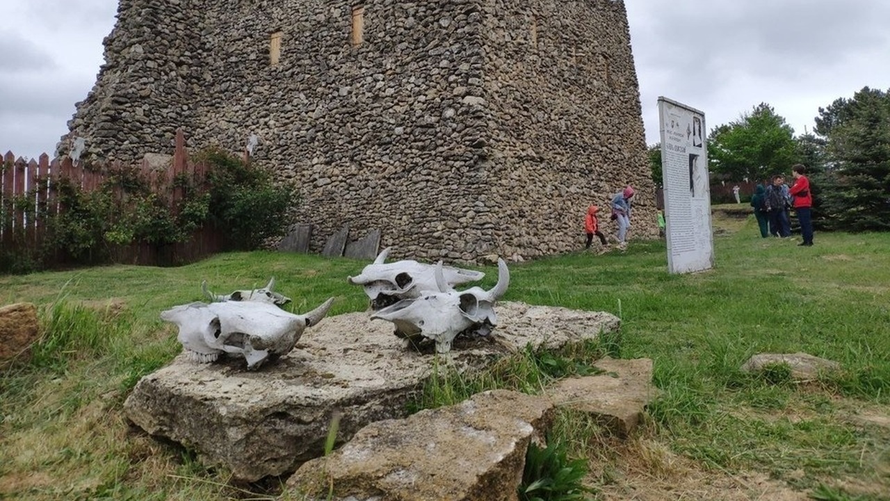 В ходе археологических работ на территории Крым...