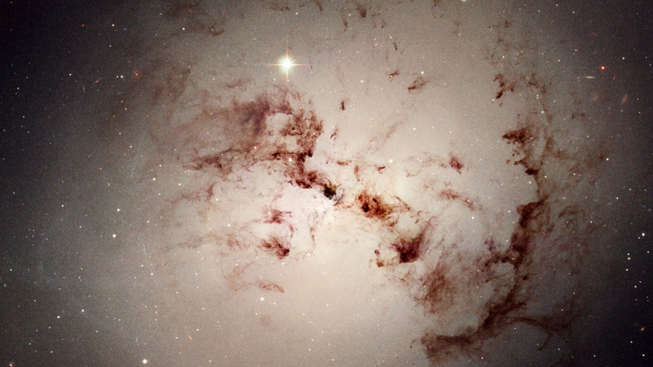 NASA опубликовало новые изображения умирающей з...