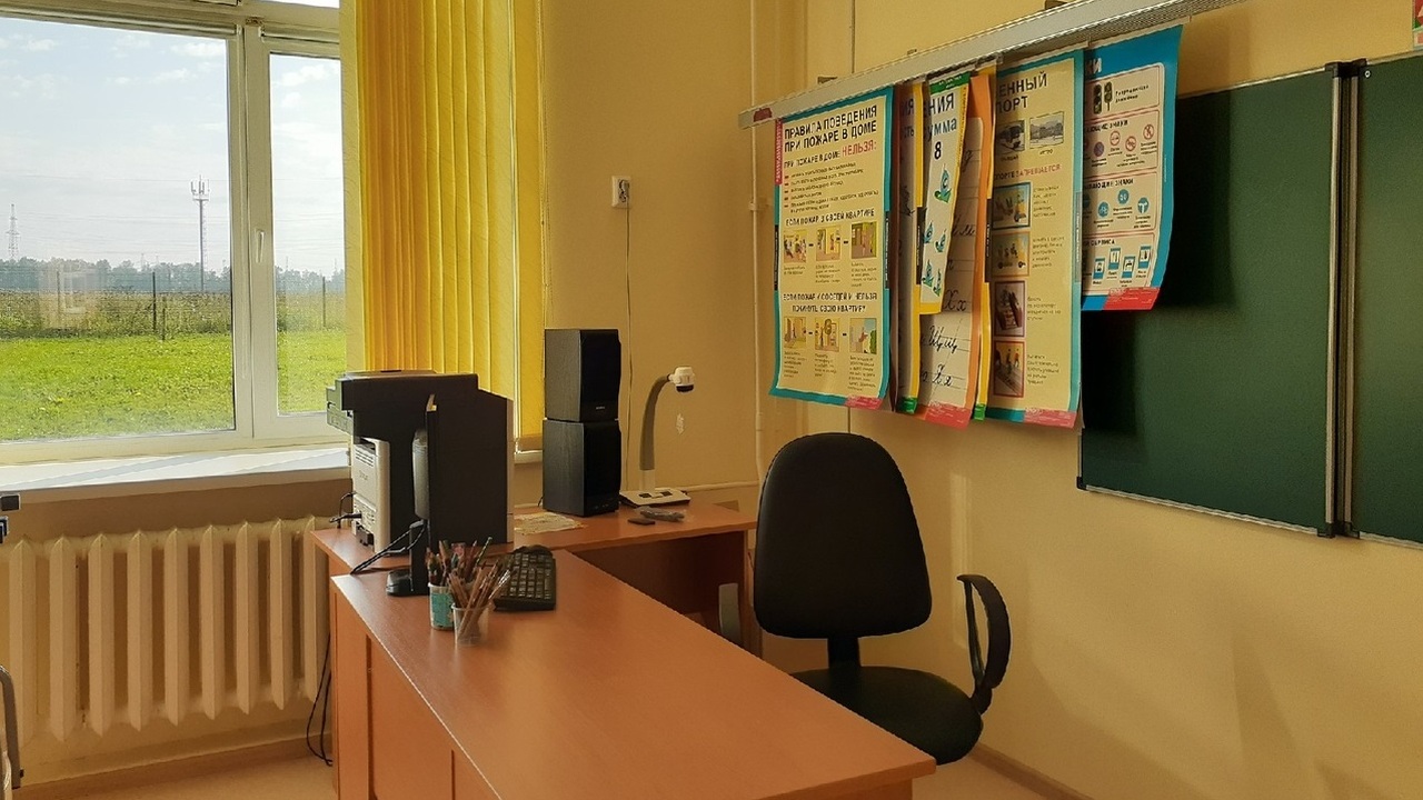 С 1 сентября 2027 года в российских старших шко...