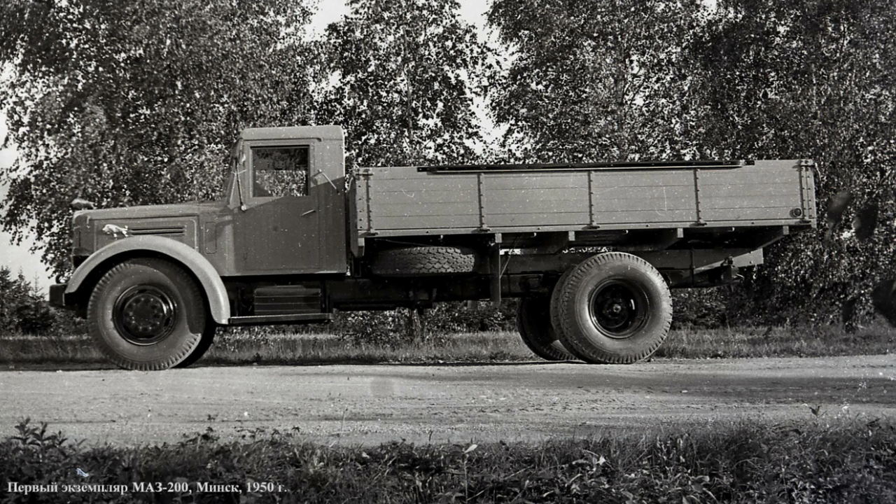 ЯАЗ-200 стал первым крупным грузовиком СССР и з...
