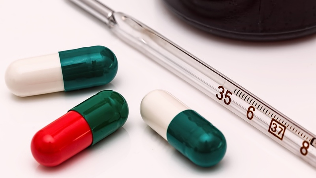 Промывание носа солевым раствором: новый подход к борьбе с гриппом Канадский врач Брэндон Лю предложил метод, спос...