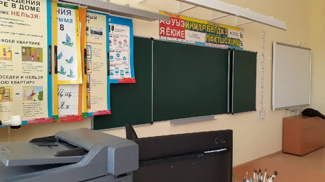 Минпросвещения меняет школьное расписание: изменения затронут всех учеников Министерство просвещения России одобрило новый ...