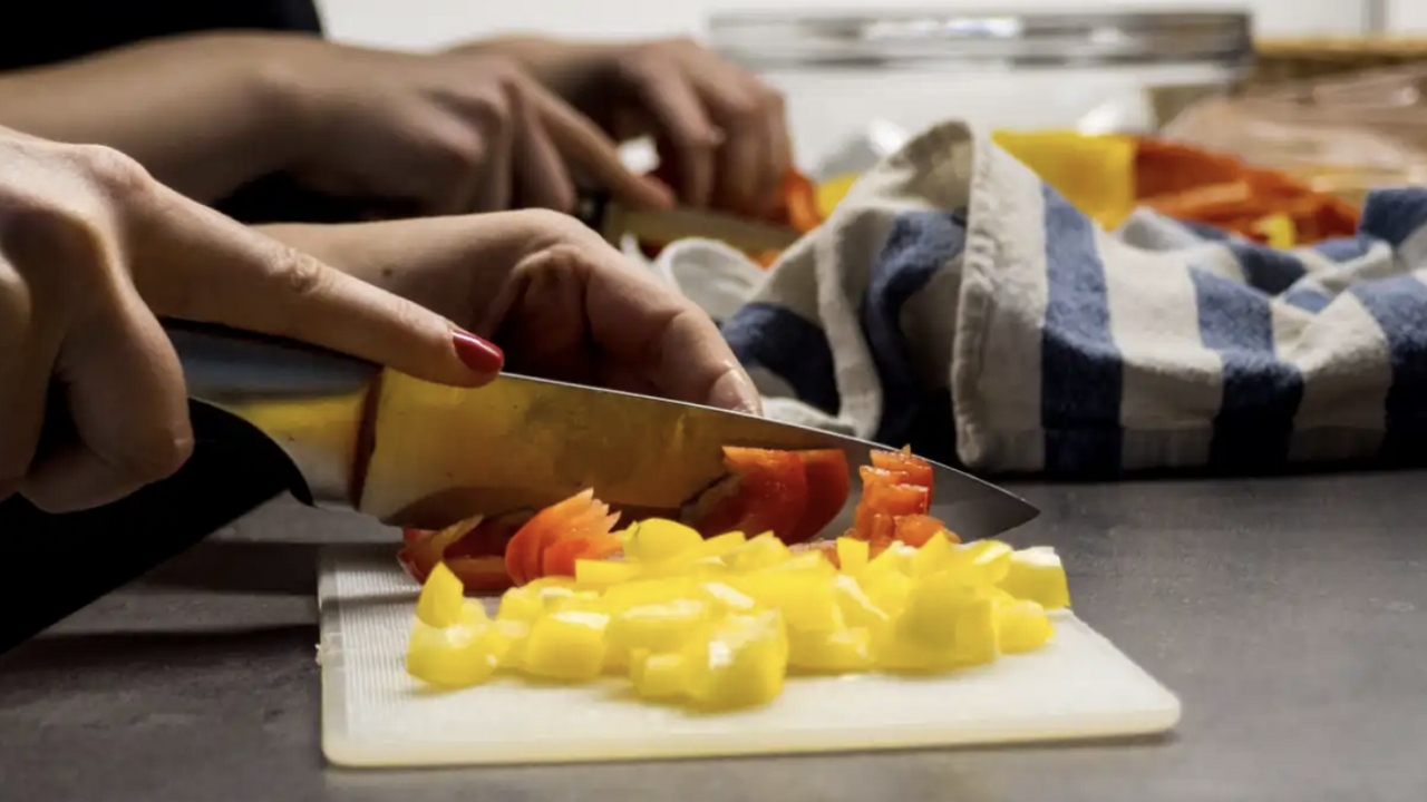 Традиционные салаты, которые были широко распро...