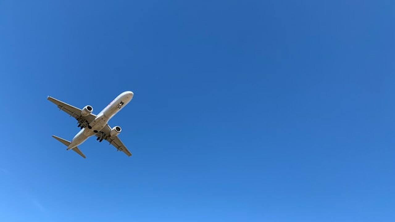 Военно-транспортный самолёт Ан-26, потерпевший ...