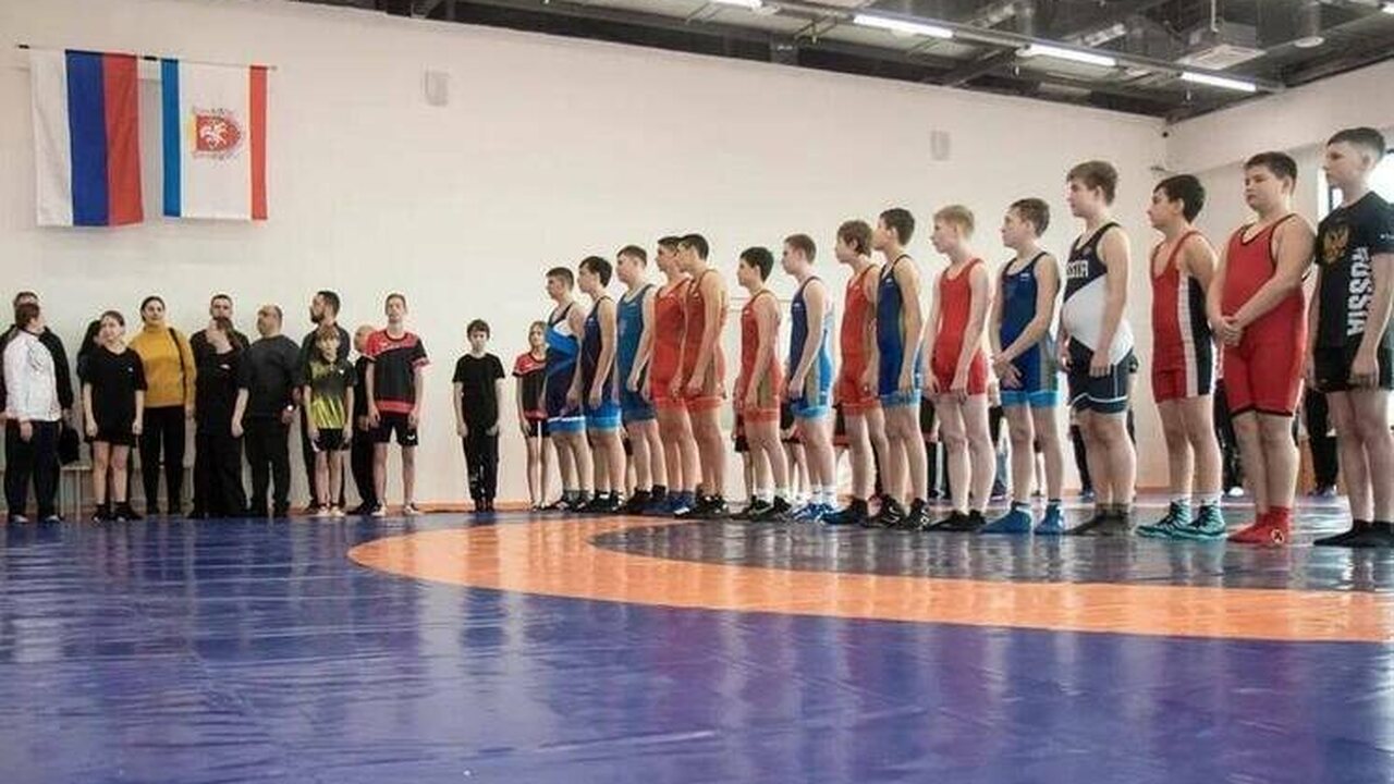 Новый зал для греко-римской борьбы появился в Симферополе В Симферополе состоялось открытие современного ...