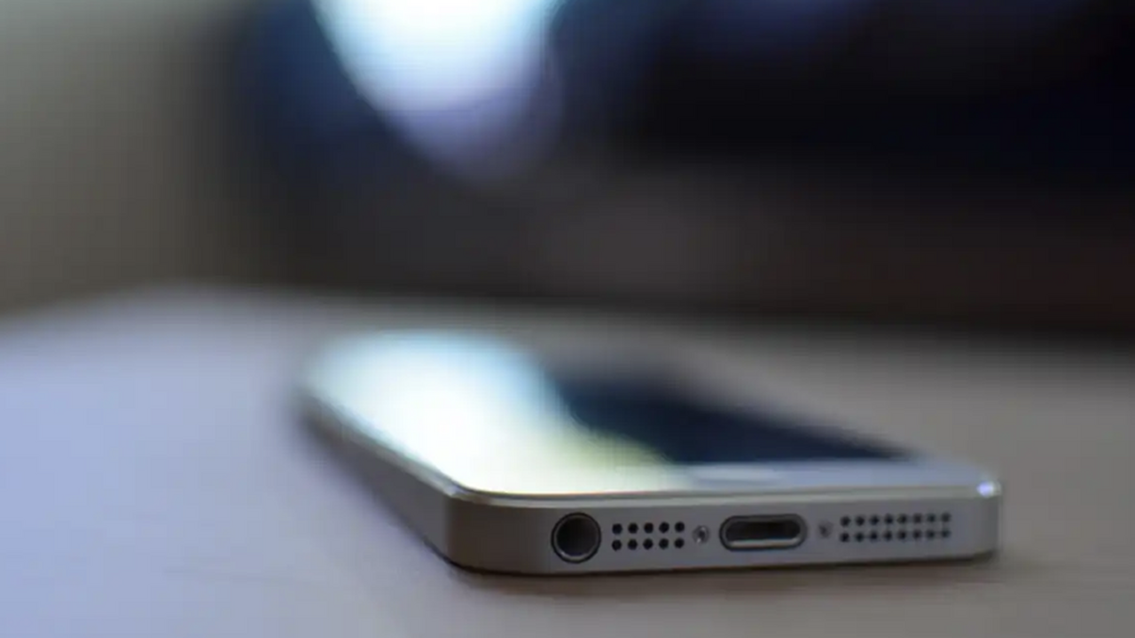 Жителям РФ рассказали о признаках шпионского ПО в телефоне Современные смартфоны стали неотъемлемой частью...