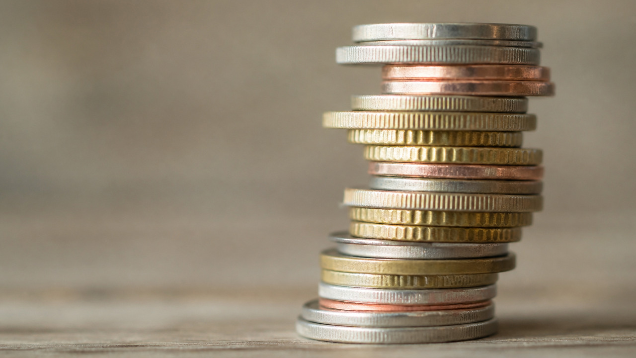 74% работающих крымчан доверяют коллегам, 68% —...