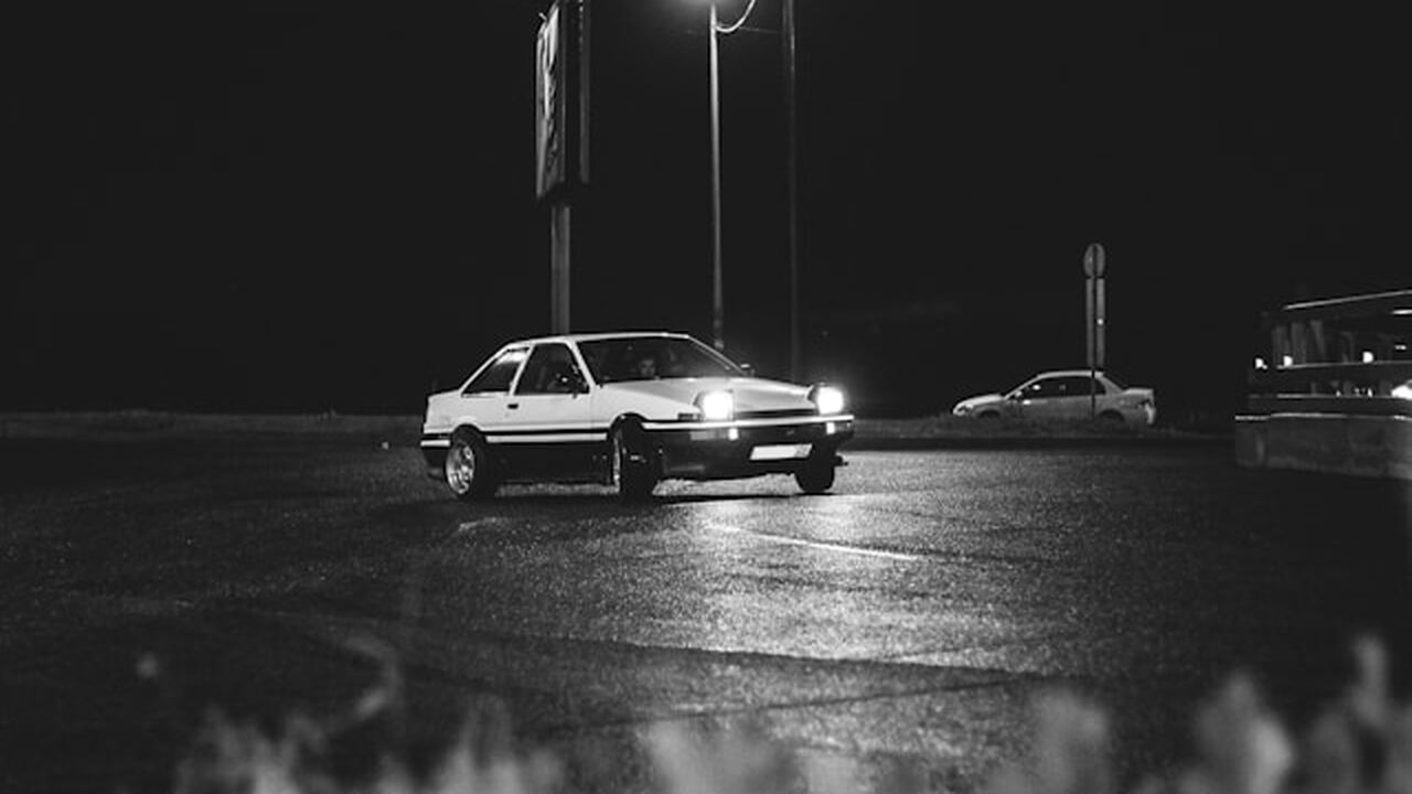 В Евпатории оштрафовали водителя за дрифт у Дворца спорта В Евпатории к административной ответственности ...