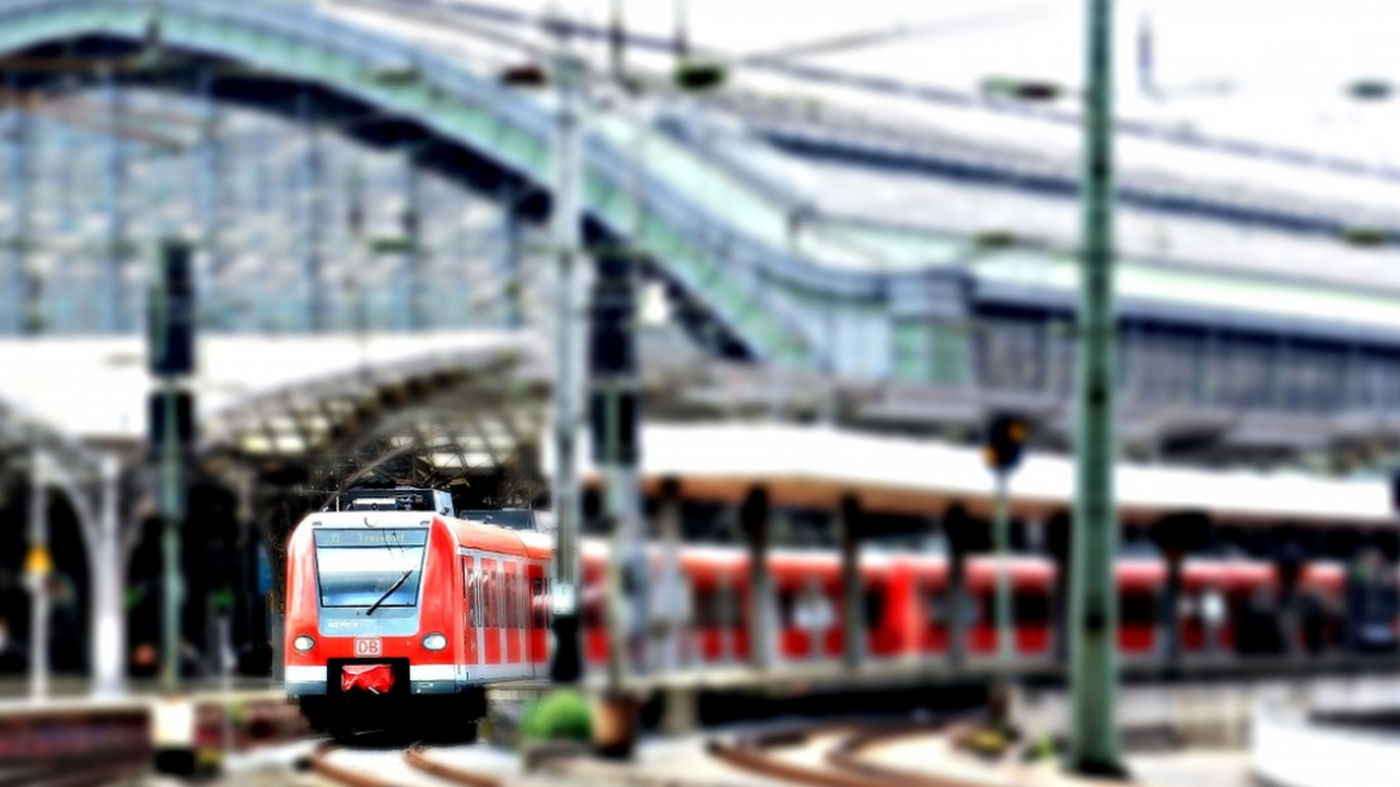 РЖД вводит новые правила поездок с марта 2026: пассажиров ждут ограничения С марта 2026 года в поездах дальнего следования...