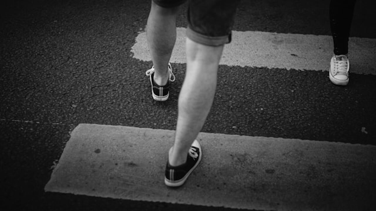 Взаимоотношения водителей и пешеходов на дороге...