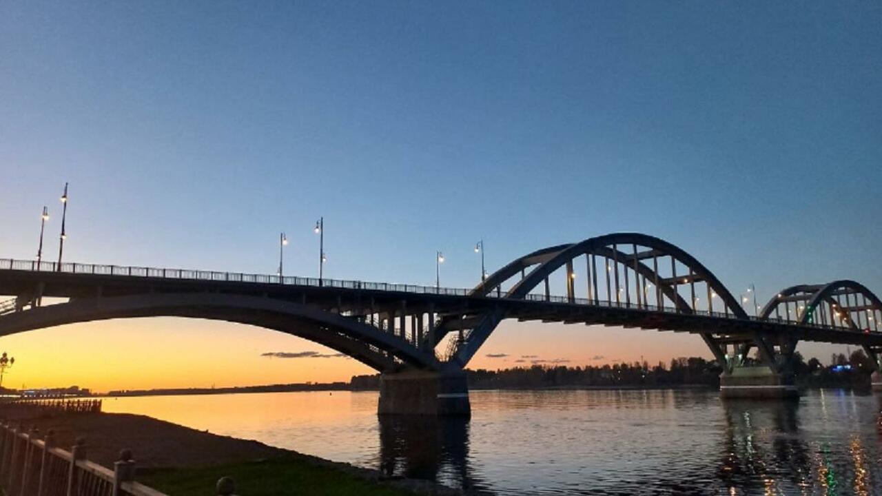 Новые правила ввели для туристов на Крымском мосту С 20 января 2026 года вступают в силу новые огр...