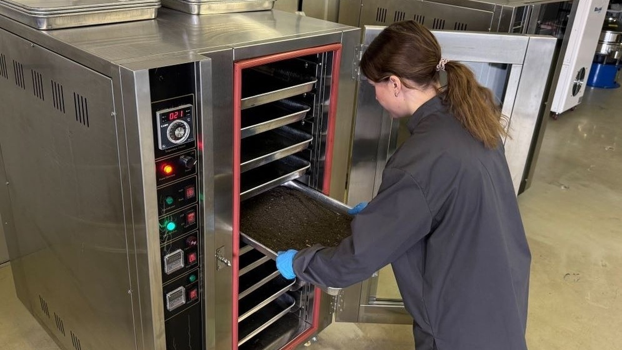 Учёные Новосибирского государственного техничес...