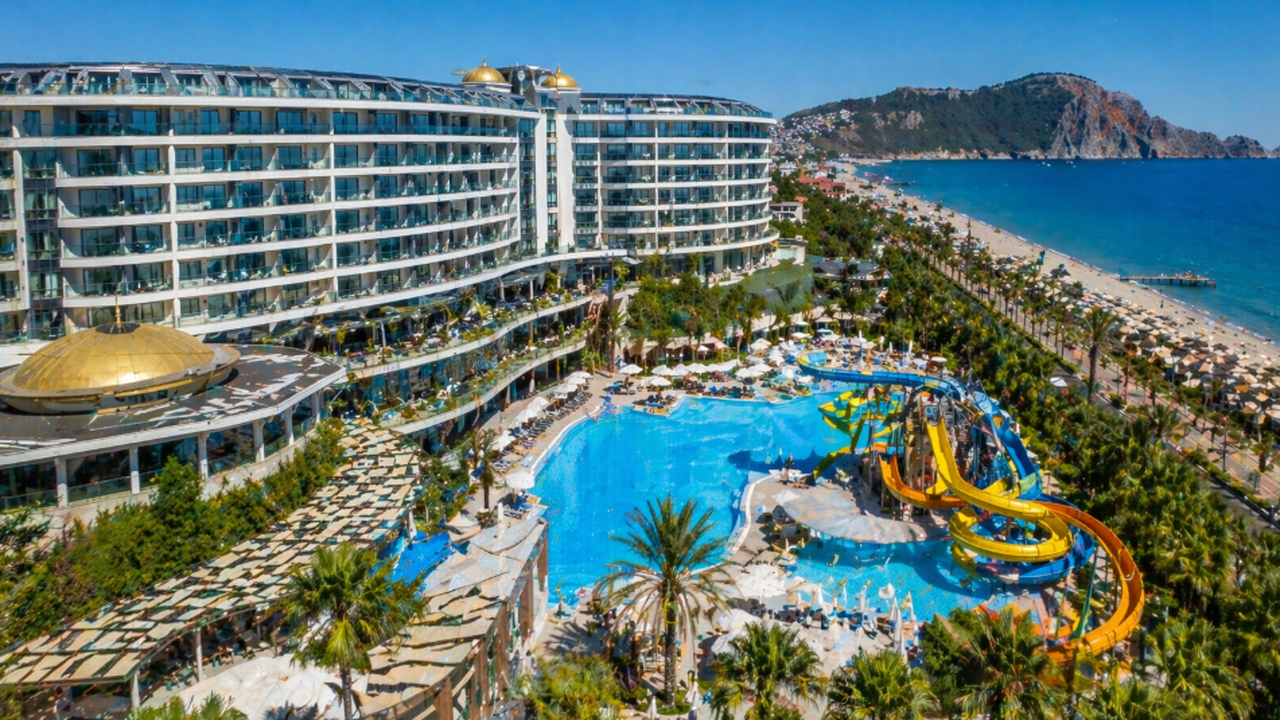 В одном из ресторанов Аланьи русская туристка р...