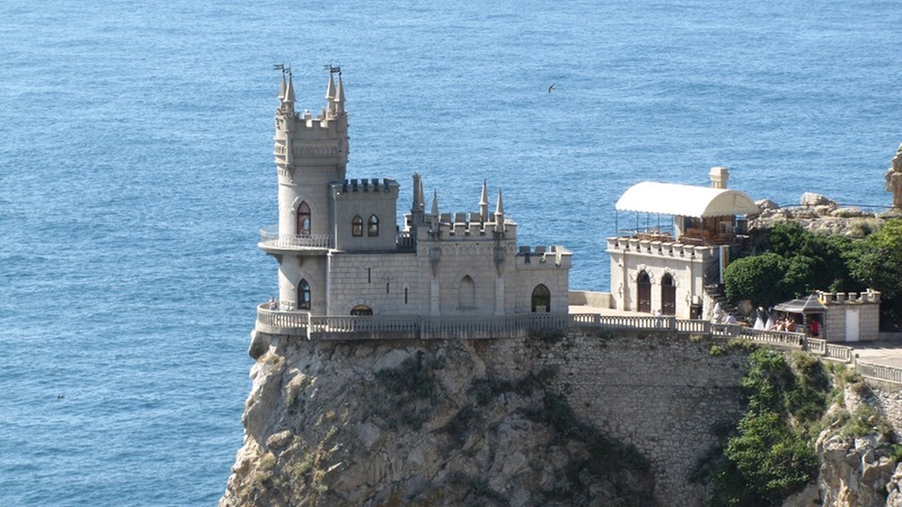 Подавляющее большинство гостей, посещающих Крым...