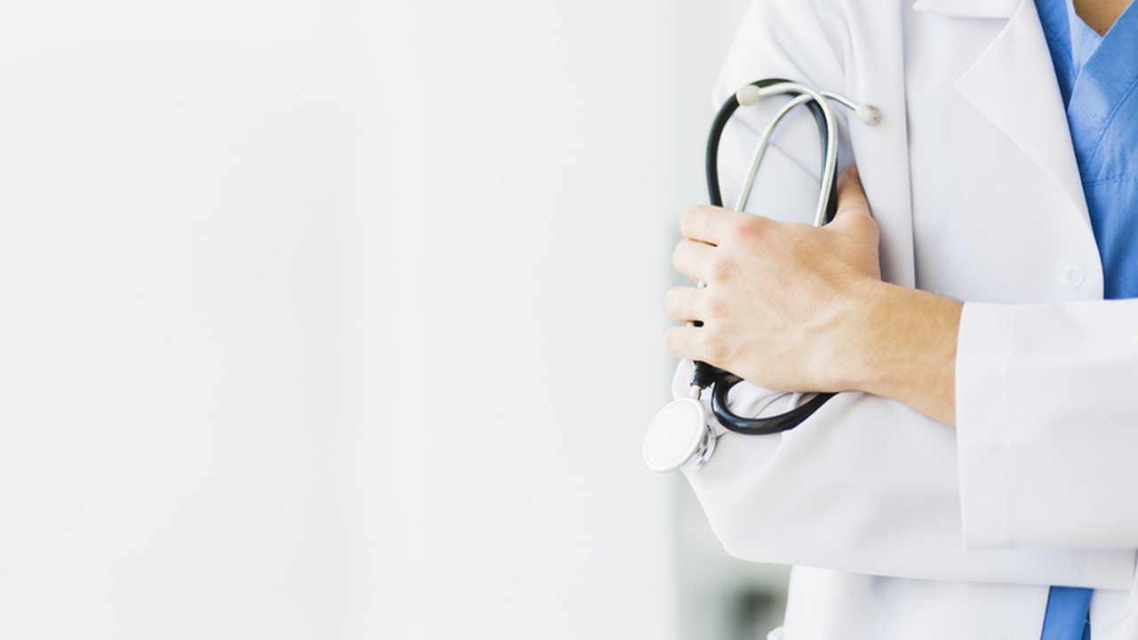 В Крыму предложили выдавать врачам жилье после 10 лет работы В Крыму рассматривается инициатива о передаче с...