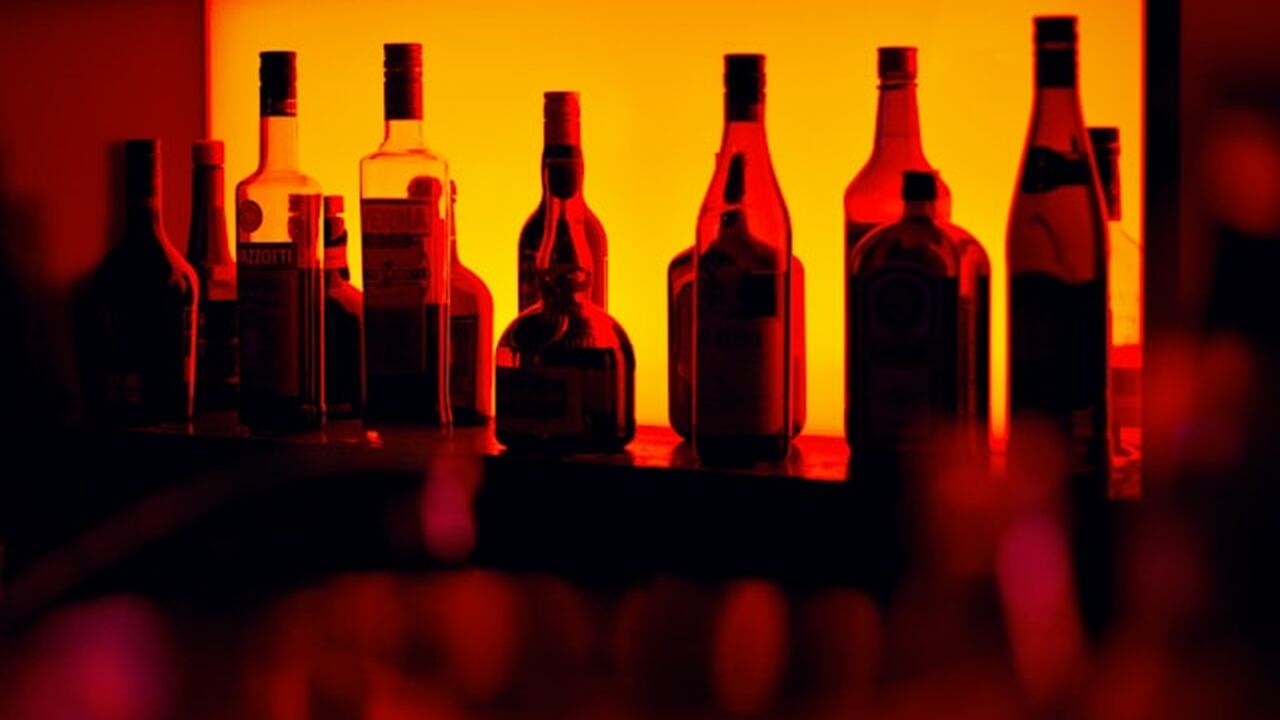 Как распознать начальные признаки алкогольной зависимости: советы нарколога Главный нарколог Калининградской области Игорь ...