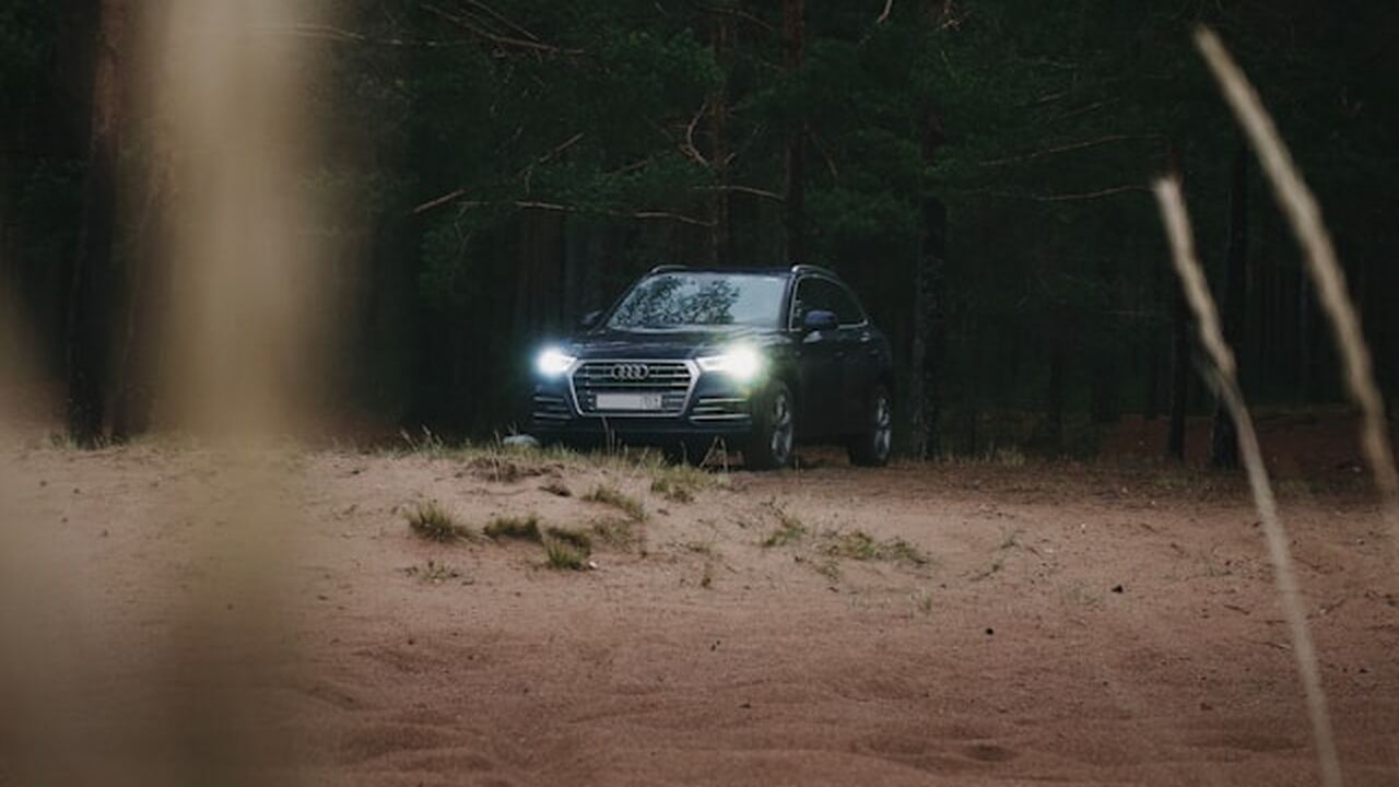 В Евпатории транспортное средство, изъятое по р...