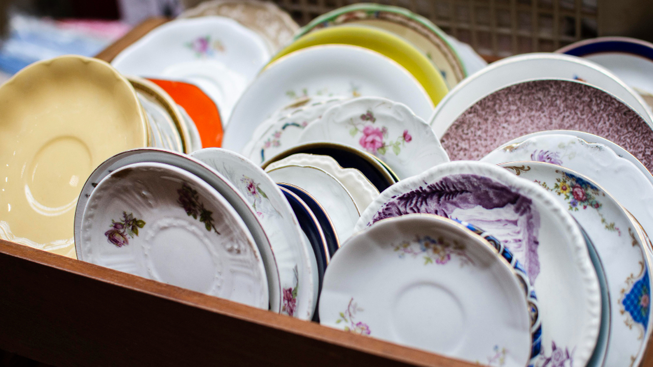 Раньше винтажные вещи воспринимались скорее как...