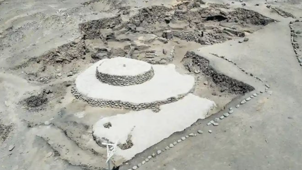 В Перу археологи обнаружили архитектурный компл...