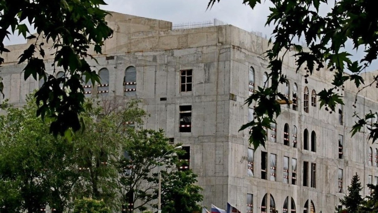 В 2026 году завершится в Крыму строительство театра кукол Строительство Крымского государственного детско...