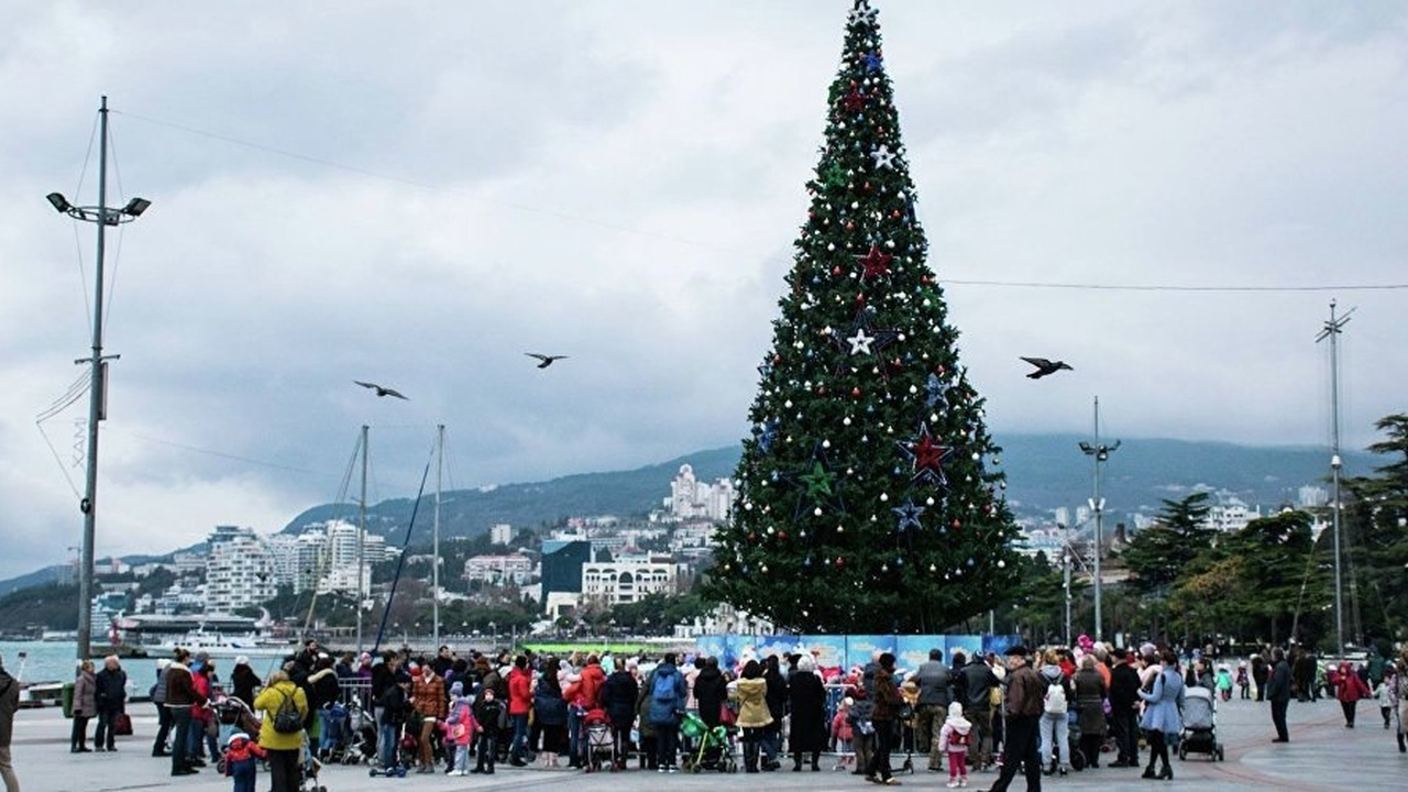 В период новогодних праздников на территории Кр...