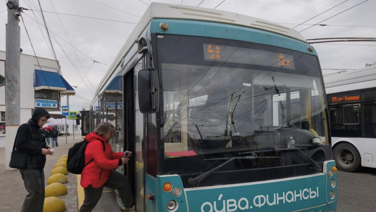В Крыму начались испытания электробусов на межд...