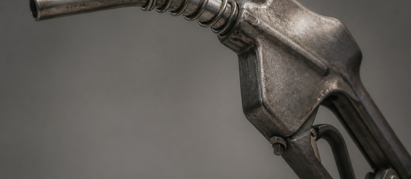 В Евпатории с 10:00 начали свободно продавать бензин на трех АЗС В Евпатории с 10:00 на трех АЗС ввели свободную...
