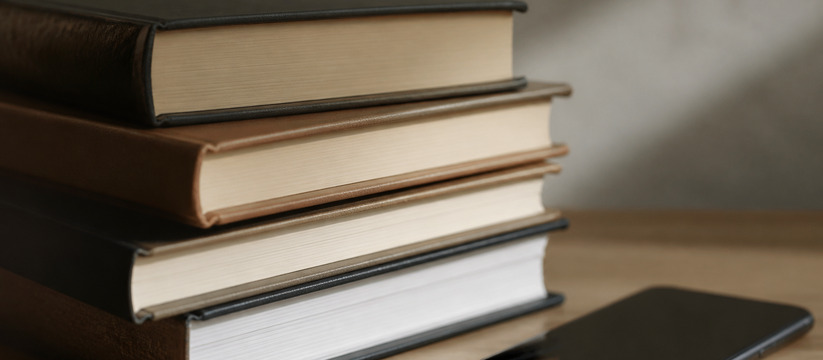 В Gemini Notebook можно загружать купленные книги из Play Books Google разрешила загружать купленные книги из P...