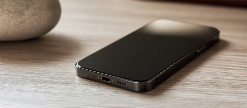 SlashGear перечислил главные минусы iPhone: цена и ограничения SlashGear назвал главные недостатки iPhone: выс...