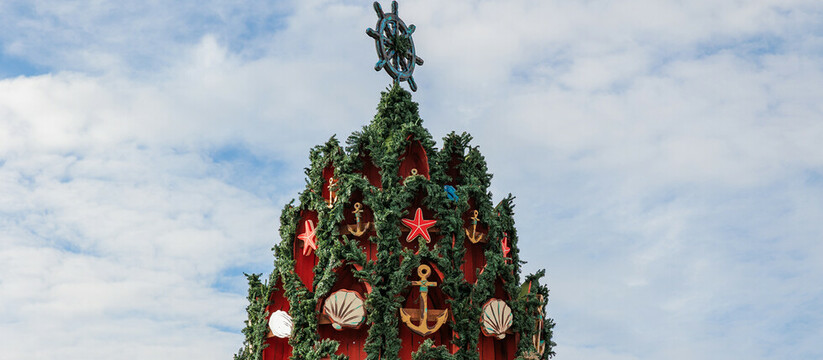 В Крыму началось празднование Нового года с отк...