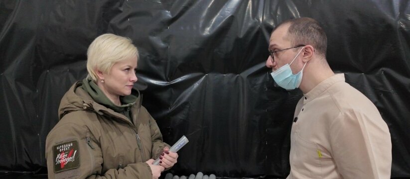 Активисты из Крыма доставили в госпиталь на хер...