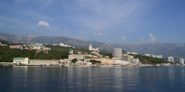 Крым к началу курортного сезона откроет новые т...