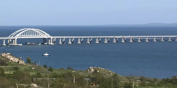 В Крыму объяснили, кому грозит запрет на проезд...